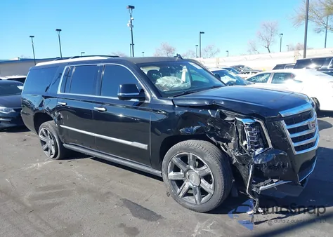 2016 Cadillac Escalade Esv Premium Collection z USA, uszkodzony, nr VIN 1GYS4JKJXGR121336